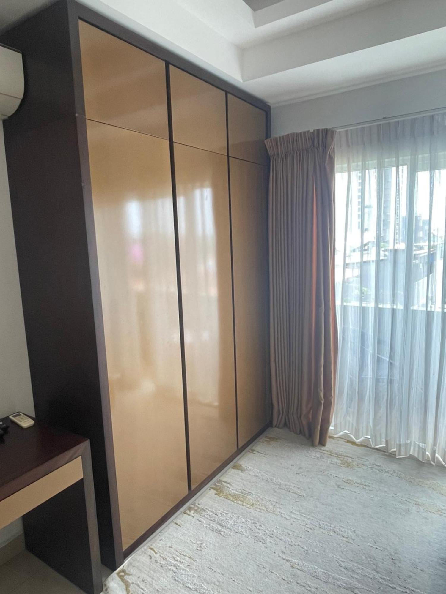 Ocean Breeze Sea View Luxury Apartments Negombo Luaran gambar
