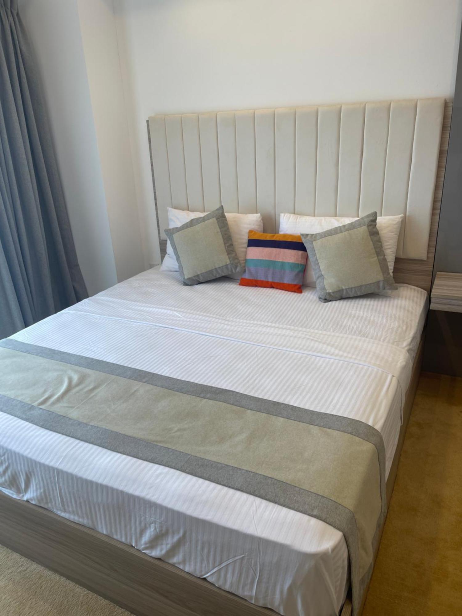 Ocean Breeze Sea View Luxury Apartments Negombo Luaran gambar