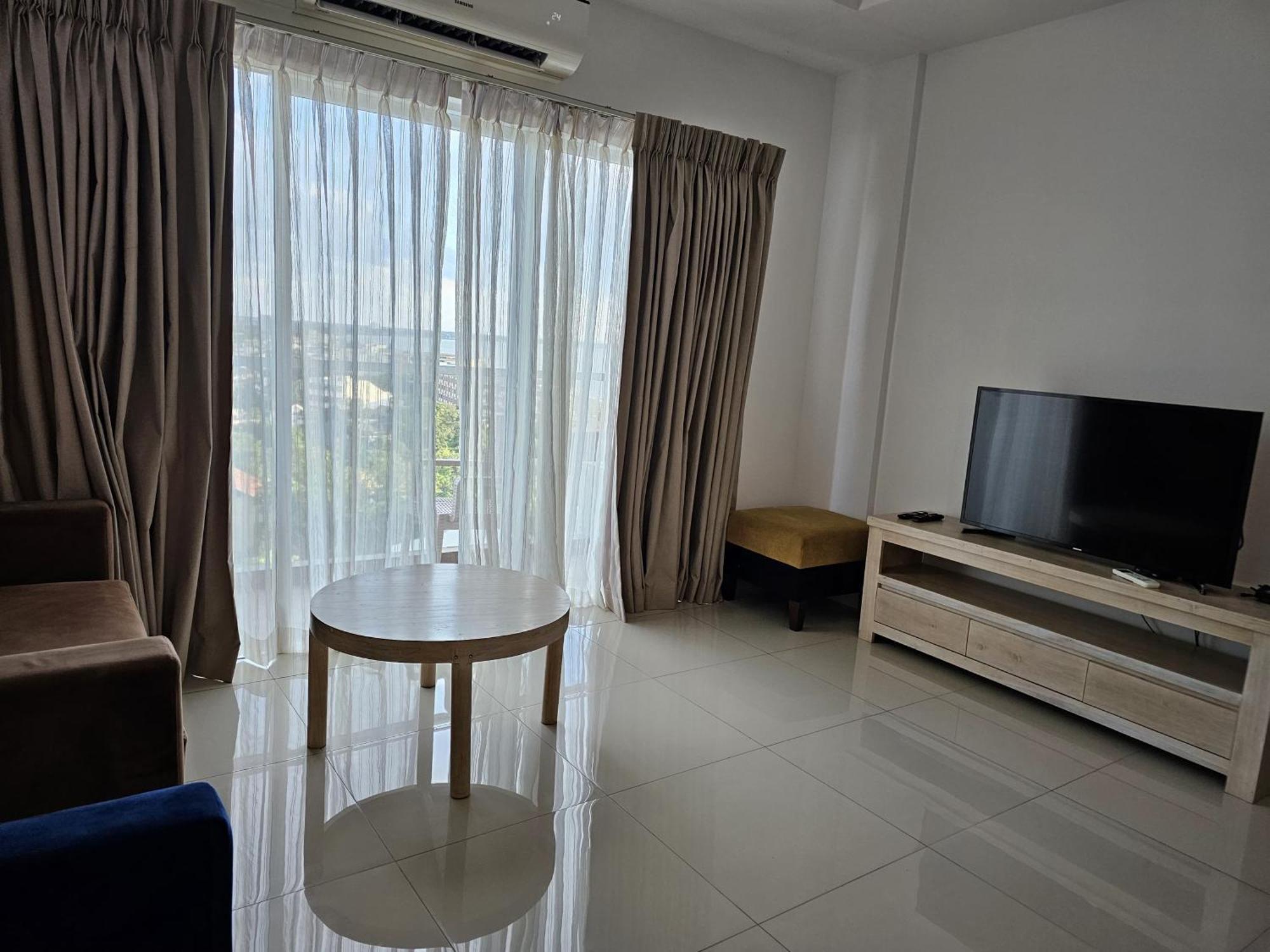 Ocean Breeze Sea View Luxury Apartments Negombo Luaran gambar
