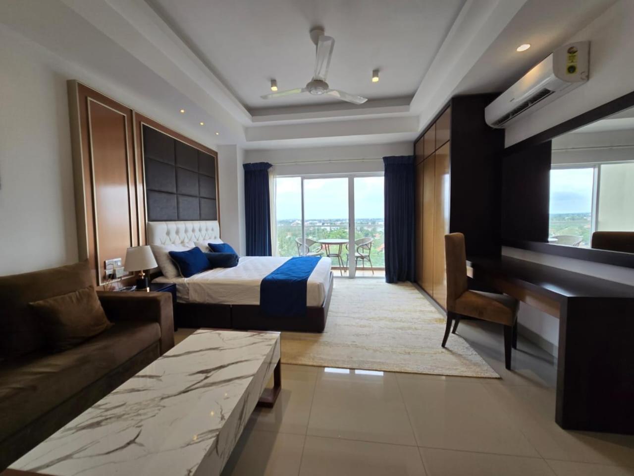 Ocean Breeze Sea View Luxury Apartments Negombo Luaran gambar